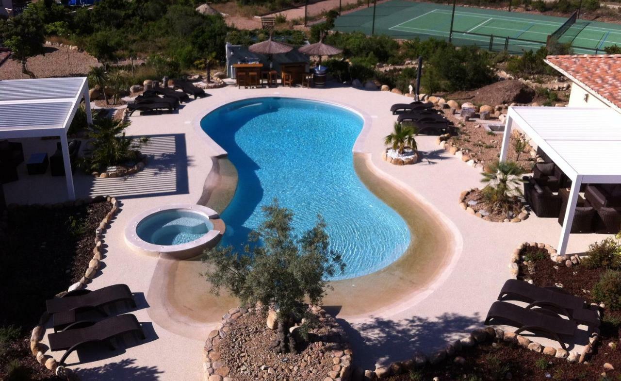 L'Hacienda Piscine Chauffee A 28, Spa, Boulodrome Et Court De Tennis Prives, 2 Villas Independantes Porto-Vecchio  Exterior photo